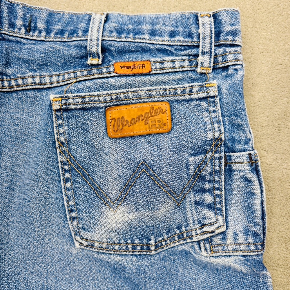 Wrangler FR Flame Resistant Relaxed Fit Jeans Mens 40x36 Blue Denim 10FR31MWZ